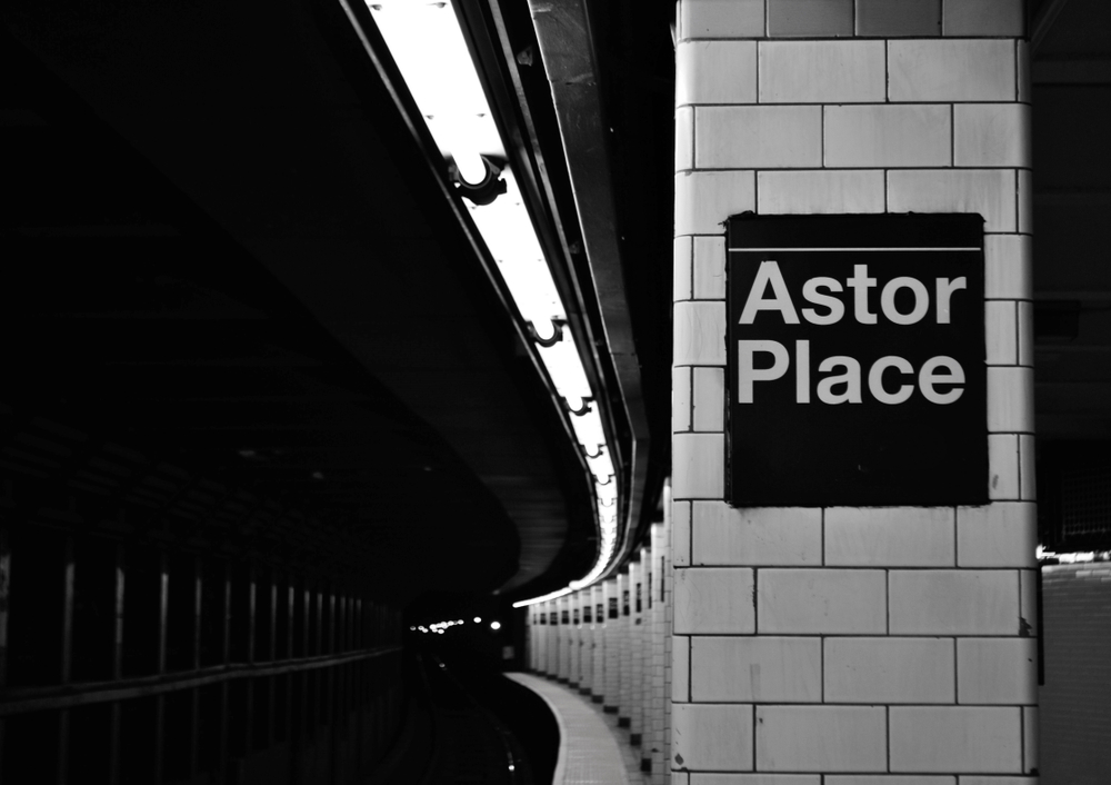 Ha preso fuoco il treno che pulisce i binari della metropolitana di New York
