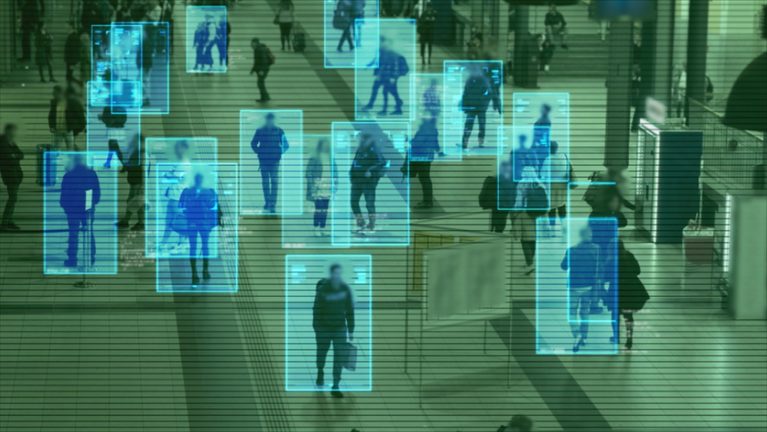 Scanning,The,Crowd,Of,People,Walking,At,The,Railway,Station